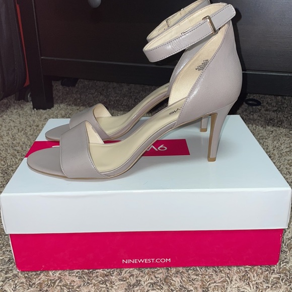 Nine West Ankle heels - Picture 4 of 8
